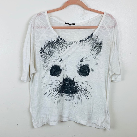 Urban Outfitters Tops - Urban Outfitters | Otter Graphic Tee | Size L